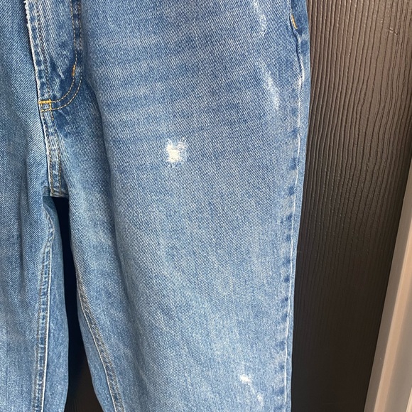 BDG Mom High Rise Skinny Jeans-Size 26 - Picture 4 of 7